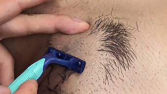 I Only Shave The Pussy Before Sex, Deepthroat And Nipple Play Included